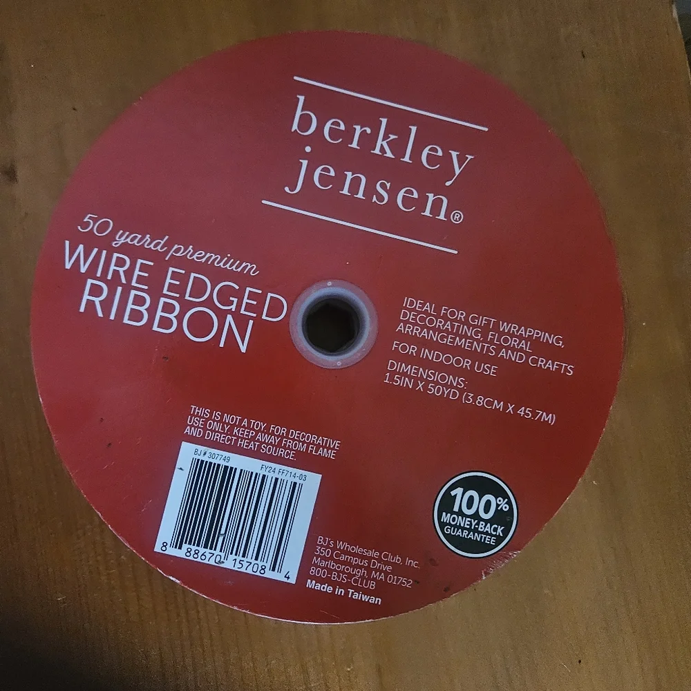 Red Wire Edged Ribbon - Picture 1 of 5
